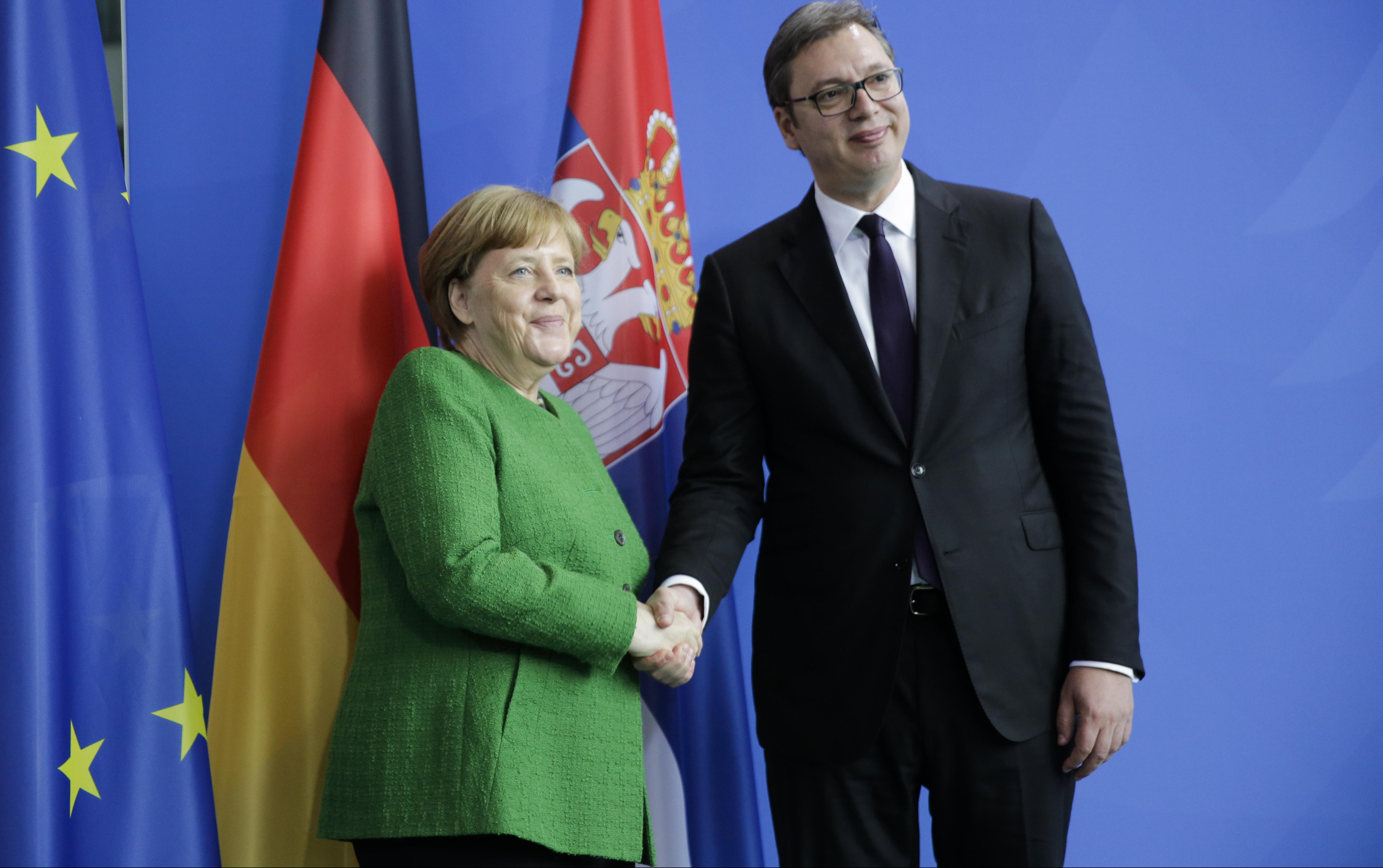 VUČIĆ: Merkelova tražila sastanak, to govori o značaju koji Srbija ima